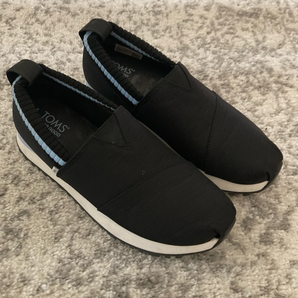 Toms Black Shoes